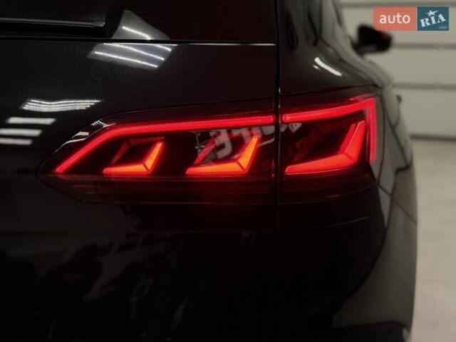 Чорний Фольксваген Туарег, об'ємом двигуна 3.96 л та пробігом 138 тис. км за 64500 $, фото 18 на Automoto.ua