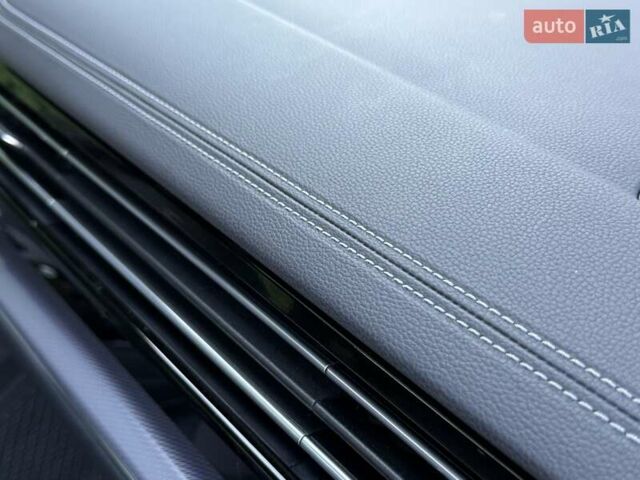 Черный Фольксваген Туарег, объемом двигателя 2.97 л и пробегом 79 тыс. км за 59400 $, фото 45 на Automoto.ua