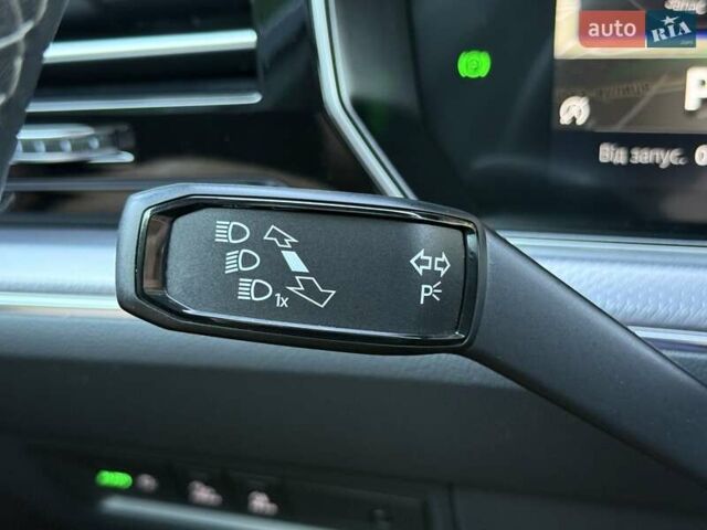 Черный Фольксваген Туарег, объемом двигателя 2.97 л и пробегом 79 тыс. км за 59400 $, фото 83 на Automoto.ua