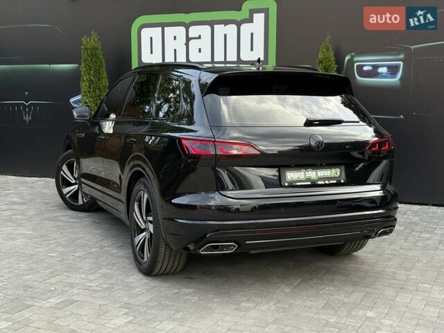 Черный Фольксваген Туарег, объемом двигателя 2.97 л и пробегом 138 тыс. км за 56800 $, фото 27 на Automoto.ua