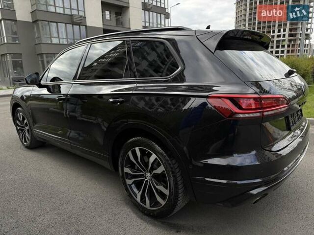 Черный Фольксваген Туарег, объемом двигателя 3 л и пробегом 101 тыс. км за 49200 $, фото 18 на Automoto.ua