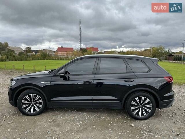Фольксваген Туарег 2020 у Борисполе на Automoto.ua Чорний Фольксваген Туарег, об'ємом двигуна 3 л та пробігом 193 тис. км за 39900 $, фото 2 на Automoto.ua