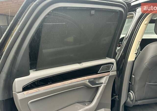 Чорний Фольксваген Туарег, об'ємом двигуна 3 л та пробігом 145 тис. км за 49990 $, фото 18 на Automoto.ua