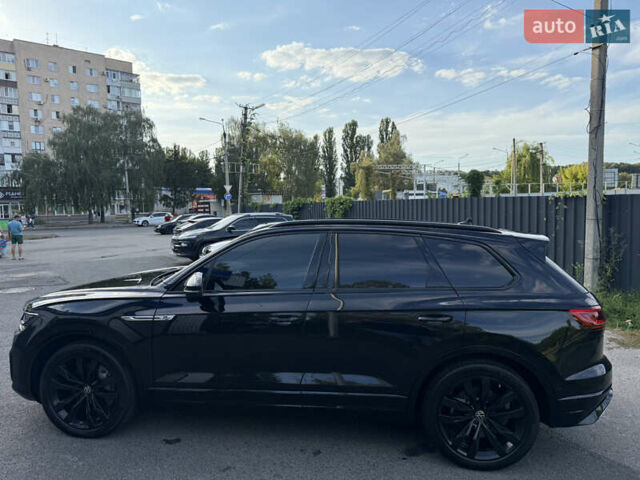 Чорний Фольксваген Туарег, об'ємом двигуна 2.99 л та пробігом 170 тис. км за 51500 $, фото 4 на Automoto.ua