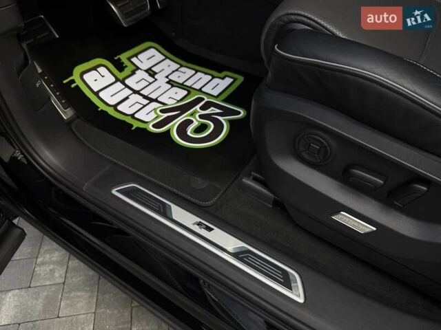 Черный Фольксваген Туарег, объемом двигателя 2.97 л и пробегом 138 тыс. км за 56800 $, фото 75 на Automoto.ua