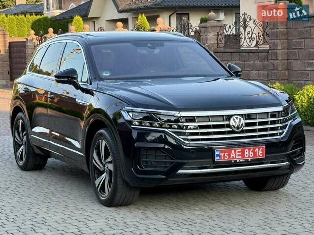 Черный Фольксваген Туарег, объемом двигателя 2.97 л и пробегом 79 тыс. км за 59400 $, фото 108 на Automoto.ua