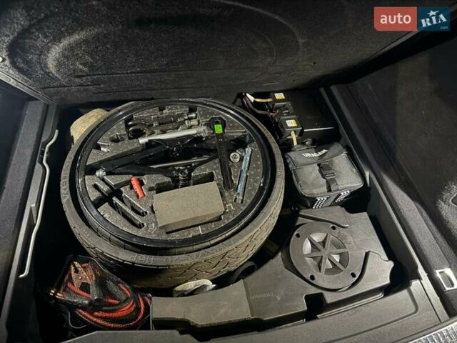 Чорний Фольксваген Туарег, об'ємом двигуна 2.99 л та пробігом 170 тис. км за 51500 $, фото 11 на Automoto.ua
