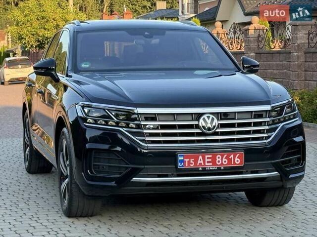 Черный Фольксваген Туарег, объемом двигателя 2.97 л и пробегом 79 тыс. км за 59400 $, фото 107 на Automoto.ua