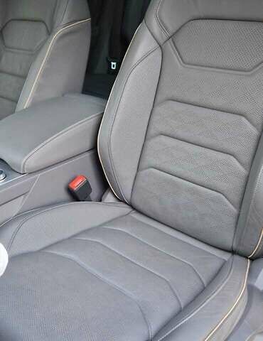 Черный Фольксваген Туарег, объемом двигателя 2.97 л и пробегом 66 тыс. км за 58800 $, фото 12 на Automoto.ua