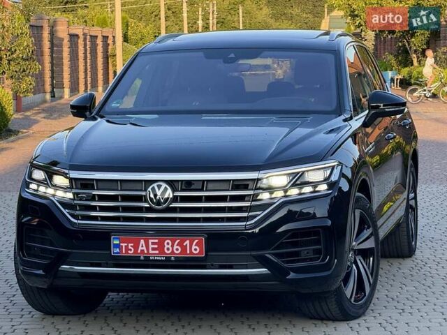 Черный Фольксваген Туарег, объемом двигателя 2.97 л и пробегом 79 тыс. км за 59400 $, фото 118 на Automoto.ua
