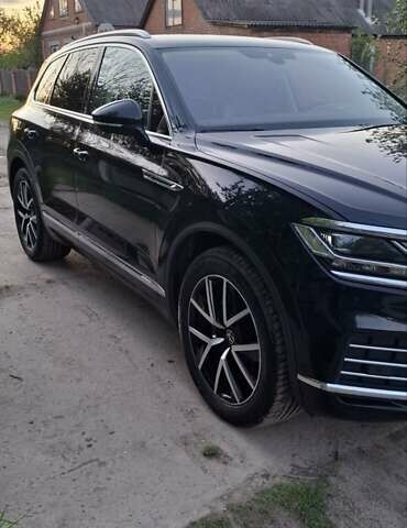 Фольксваген Туарег 2020 у Ахтырке на Automoto.ua Чорний Фольксваген Туарег, об'ємом двигуна 2.97 л та пробігом 150 тис. км за 52700 $, фото 21 на Automoto.ua