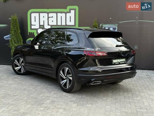 Черный Фольксваген Туарег, объемом двигателя 2.97 л и пробегом 138 тыс. км за 56800 $, фото 26 на Automoto.ua