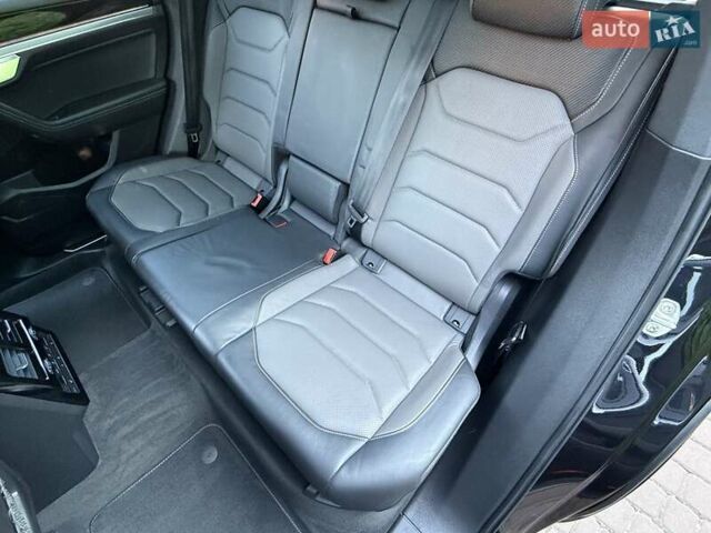 Черный Фольксваген Туарег, объемом двигателя 2.97 л и пробегом 79 тыс. км за 59400 $, фото 26 на Automoto.ua