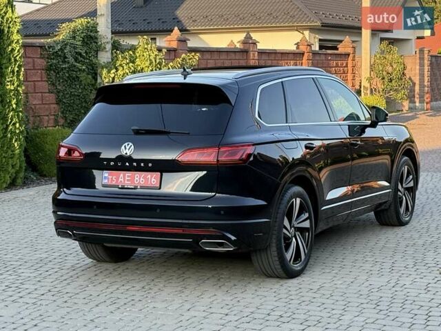 Черный Фольксваген Туарег, объемом двигателя 2.97 л и пробегом 79 тыс. км за 59400 $, фото 92 на Automoto.ua