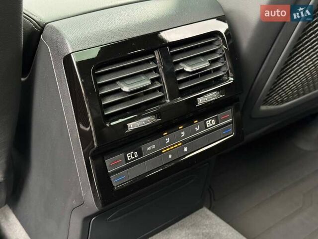 Черный Фольксваген Туарег, объемом двигателя 3 л и пробегом 116 тыс. км за 60900 $, фото 25 на Automoto.ua