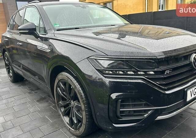 Чорний Фольксваген Туарег, об'ємом двигуна 3 л та пробігом 145 тис. км за 49990 $, фото 5 на Automoto.ua