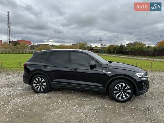 Фольксваген Туарег 2020 у Борисполе на Automoto.ua Чорний Фольксваген Туарег, об'ємом двигуна 3 л та пробігом 193 тис. км за 39900 $, фото 8 на Automoto.ua
