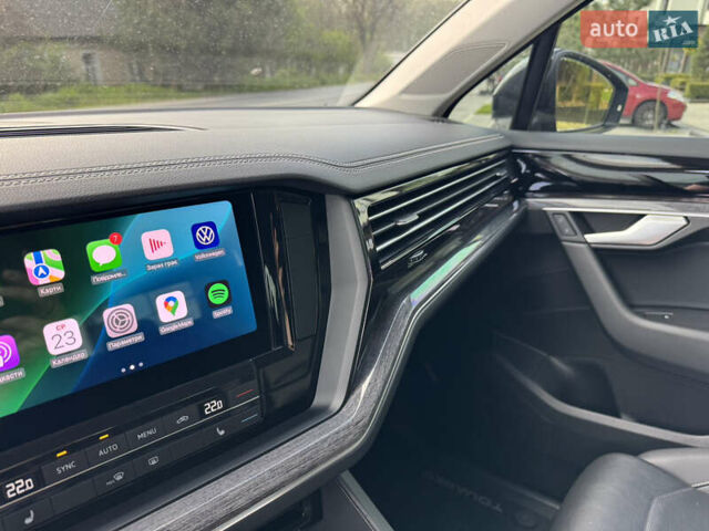 Черный Фольксваген Туарег, объемом двигателя 3 л и пробегом 137 тыс. км за 47200 $, фото 29 на Automoto.ua