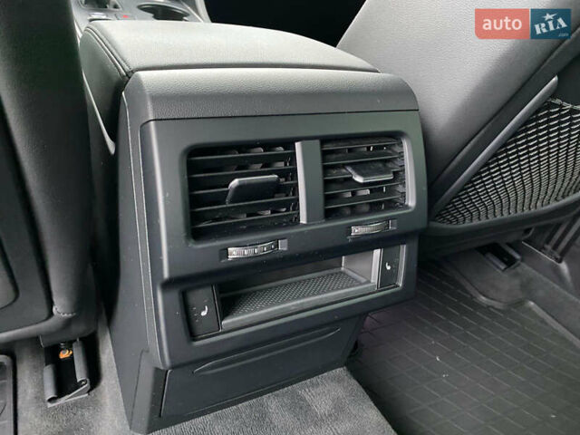 Черный Фольксваген Туарег, объемом двигателя 2.99 л и пробегом 180 тыс. км за 31700 $, фото 21 на Automoto.ua