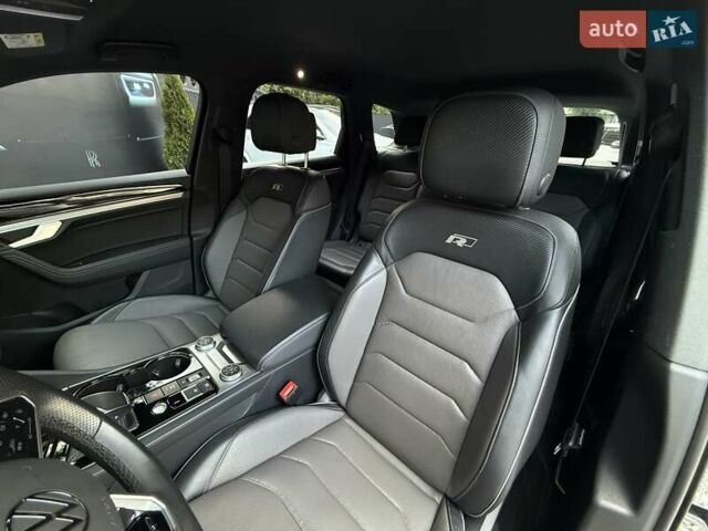 Черный Фольксваген Туарег, объемом двигателя 2.97 л и пробегом 138 тыс. км за 56800 $, фото 71 на Automoto.ua