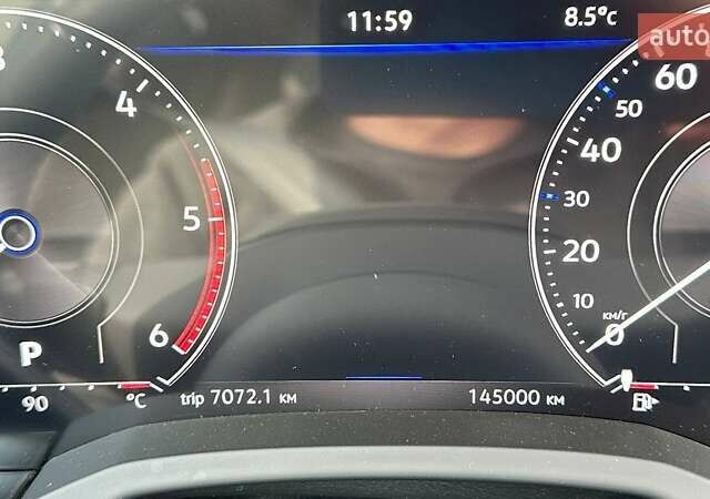Черный Фольксваген Туарег, объемом двигателя 3 л и пробегом 145 тыс. км за 51000 $, фото 7 на Automoto.ua