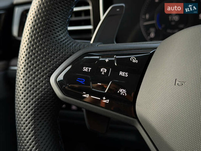 Чорний Фольксваген Туарег, об'ємом двигуна 3.96 л та пробігом 115 тис. км за 57900 $, фото 21 на Automoto.ua