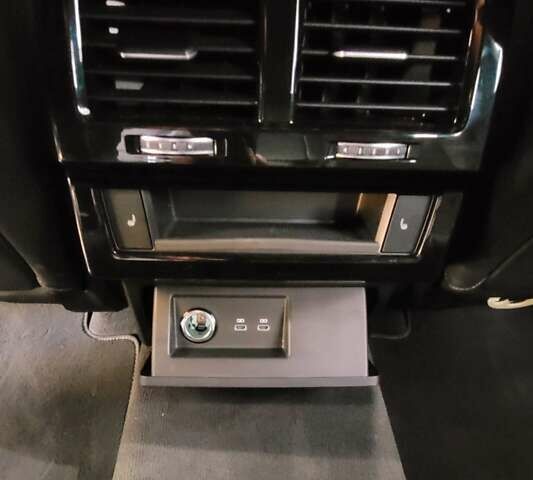 Чорний Фольксваген Туарег, об'ємом двигуна 3 л та пробігом 86 тис. км за 56900 $, фото 13 на Automoto.ua