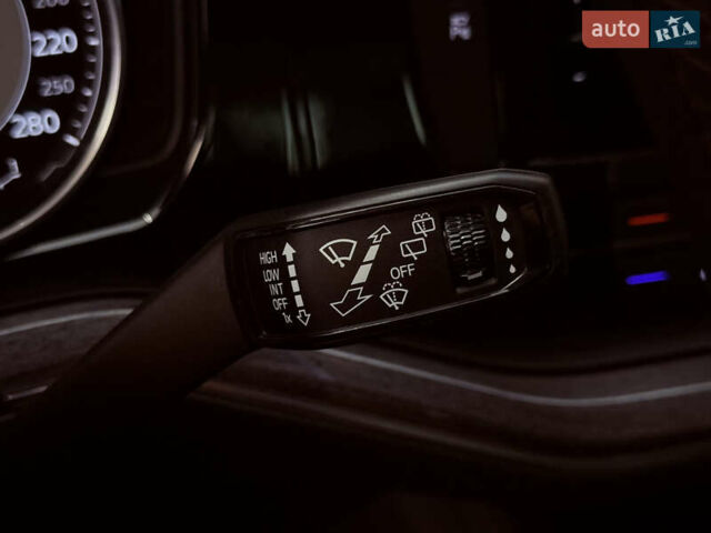 Черный Фольксваген Туарег, объемом двигателя 2.97 л и пробегом 100 тыс. км за 51999 $, фото 36 на Automoto.ua