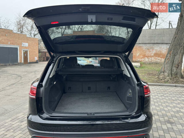 Чорний Фольксваген Туарег, об'ємом двигуна 2.97 л та пробігом 155 тис. км за 42900 $, фото 46 на Automoto.ua