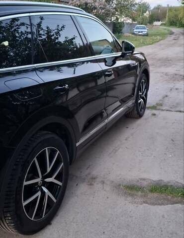 Фольксваген Туарег 2020 у Ахтырке на Automoto.ua Чорний Фольксваген Туарег, об'ємом двигуна 2.97 л та пробігом 150 тис. км за 52700 $, фото 9 на Automoto.ua