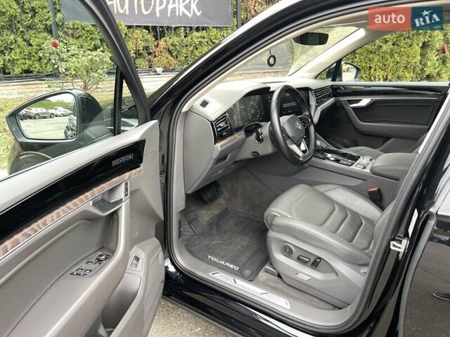 Чорний Фольксваген Туарег, об'ємом двигуна 3 л та пробігом 88 тис. км за 53500 $, фото 9 на Automoto.ua