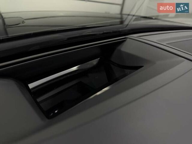 Чорний Фольксваген Туарег, об'ємом двигуна 3.96 л та пробігом 138 тис. км за 64500 $, фото 31 на Automoto.ua