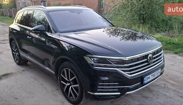 Фольксваген Туарег 2020 у Ахтырке на Automoto.ua Чорний Фольксваген Туарег, об'ємом двигуна 2.97 л та пробігом 150 тис. км за 52700 $, фото 27 на Automoto.ua
