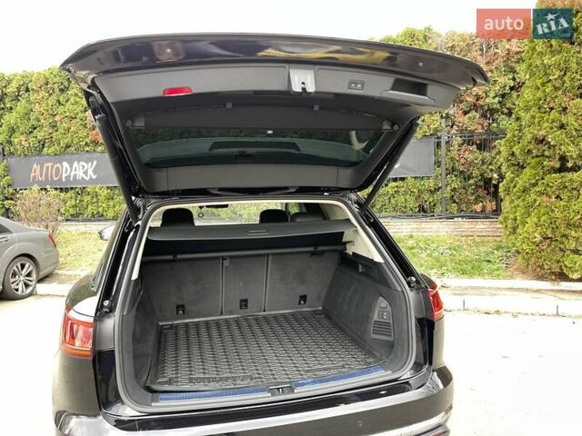 Чорний Фольксваген Туарег, об'ємом двигуна 3 л та пробігом 88 тис. км за 53500 $, фото 20 на Automoto.ua