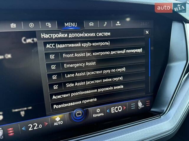 Черный Фольксваген Туарег, объемом двигателя 2.97 л и пробегом 79 тыс. км за 59400 $, фото 78 на Automoto.ua