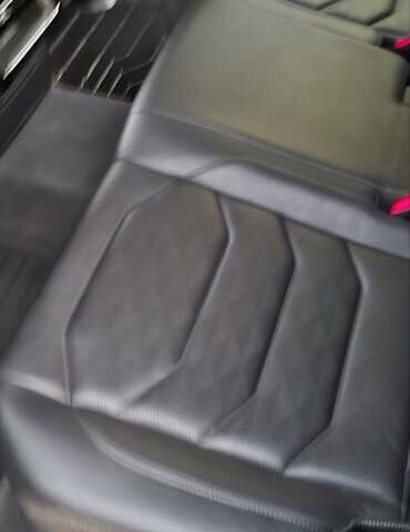 Фольксваген Туарег 2020 у Ахтырке на Automoto.ua Чорний Фольксваген Туарег, об'ємом двигуна 2.97 л та пробігом 150 тис. км за 52700 $, фото 44 на Automoto.ua