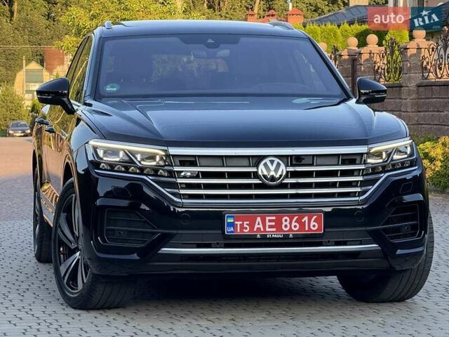 Черный Фольксваген Туарег, объемом двигателя 2.97 л и пробегом 79 тыс. км за 59400 $, фото 115 на Automoto.ua
