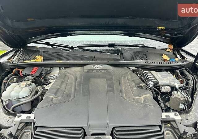 Чорний Фольксваген Туарег, об'ємом двигуна 3 л та пробігом 145 тис. км за 49990 $, фото 20 на Automoto.ua