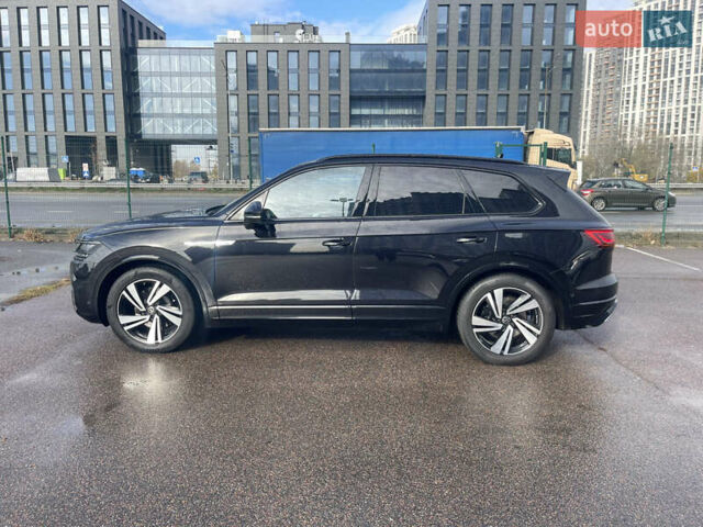 Фольксваген Туарег 2020 у Києві на Automoto.ua Чорний Фольксваген Туарег, об'ємом двигуна 3 л та пробігом 73 тис. км за 56900 $, фото 7 на Automoto.ua