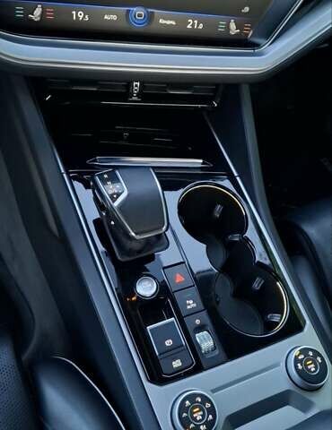 Фольксваген Туарег 2020 у Ахтырке на Automoto.ua Чорний Фольксваген Туарег, об'ємом двигуна 2.97 л та пробігом 150 тис. км за 52700 $, фото 36 на Automoto.ua