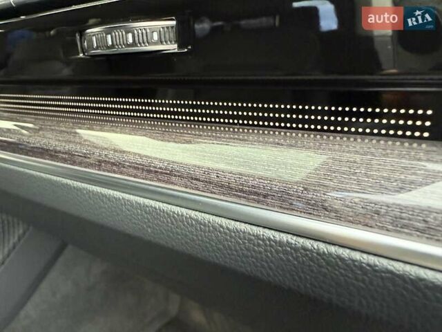 Черный Фольксваген Туарег, объемом двигателя 3 л и пробегом 101 тыс. км за 49200 $, фото 10 на Automoto.ua