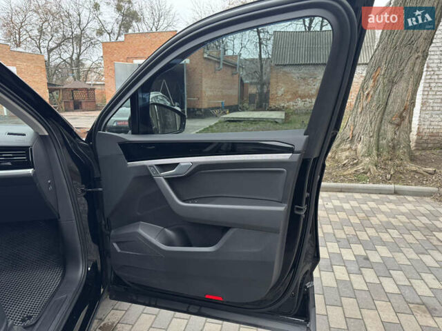 Чорний Фольксваген Туарег, об'ємом двигуна 2.97 л та пробігом 155 тис. км за 42900 $, фото 33 на Automoto.ua