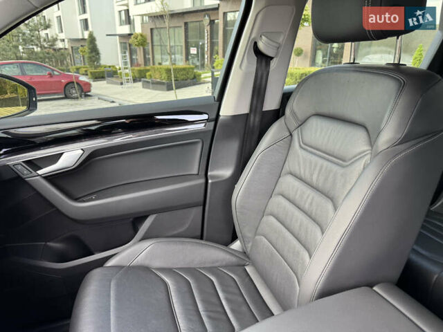 Черный Фольксваген Туарег, объемом двигателя 3 л и пробегом 137 тыс. км за 47200 $, фото 6 на Automoto.ua