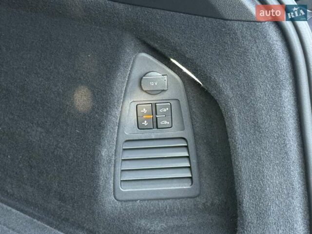 Черный Фольксваген Туарег, объемом двигателя 2.97 л и пробегом 79 тыс. км за 59400 $, фото 28 на Automoto.ua