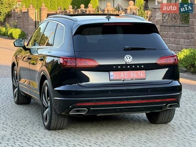 Черный Фольксваген Туарег, объемом двигателя 2.97 л и пробегом 79 тыс. км за 59400 $, фото 95 на Automoto.ua