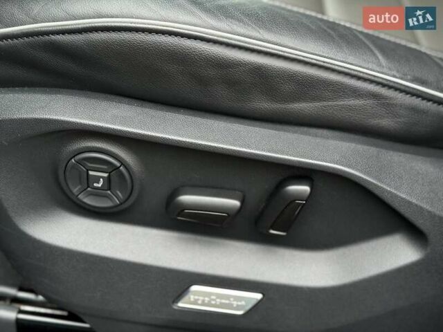 Черный Фольксваген Туарег, объемом двигателя 3 л и пробегом 116 тыс. км за 60900 $, фото 15 на Automoto.ua