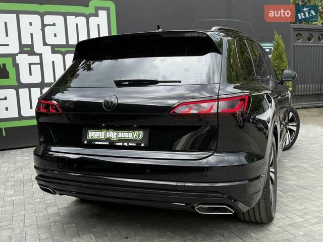 Черный Фольксваген Туарег, объемом двигателя 2.97 л и пробегом 138 тыс. км за 56800 $, фото 37 на Automoto.ua