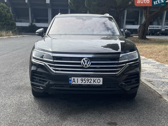 Черный Фольксваген Туарег, объемом двигателя 2.99 л и пробегом 100 тыс. км за 48000 $, фото 2 на Automoto.ua