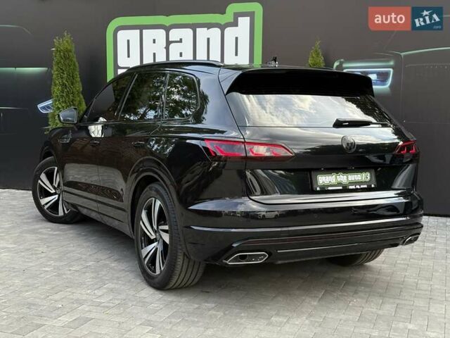 Черный Фольксваген Туарег, объемом двигателя 2.97 л и пробегом 138 тыс. км за 56800 $, фото 43 на Automoto.ua