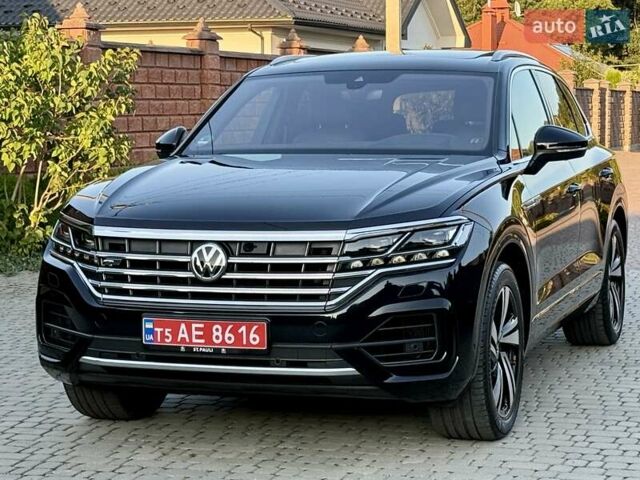 Черный Фольксваген Туарег, объемом двигателя 2.97 л и пробегом 79 тыс. км за 59400 $, фото 105 на Automoto.ua